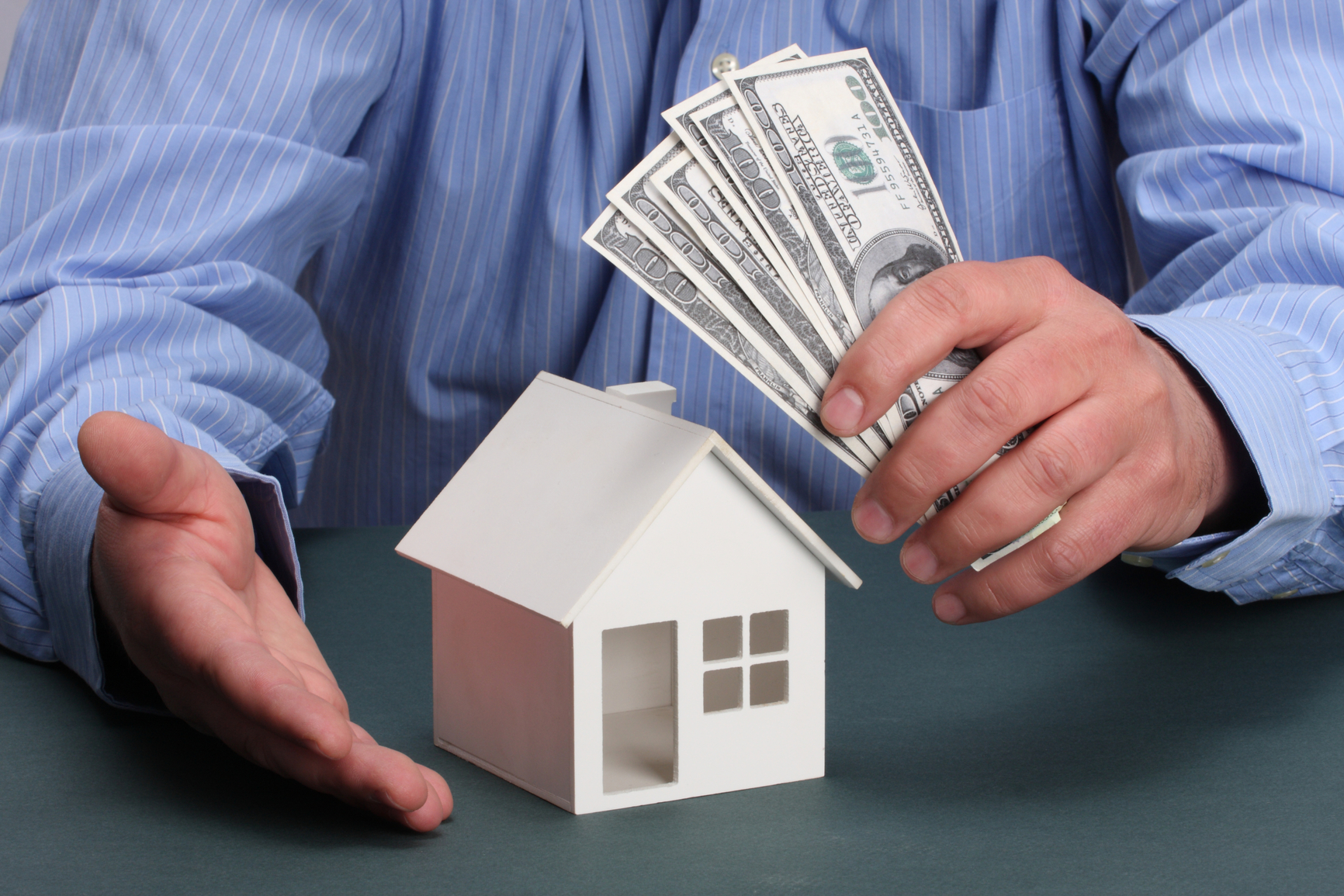 How much cash do I need to buy a house? Benchmark