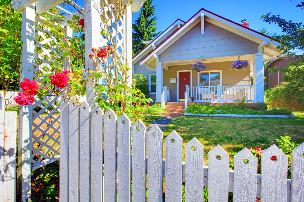 This Spring, Refresh Your Curb Appeal